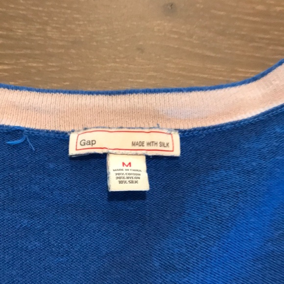 •Gap Cardigan• - Picture 3 of 4